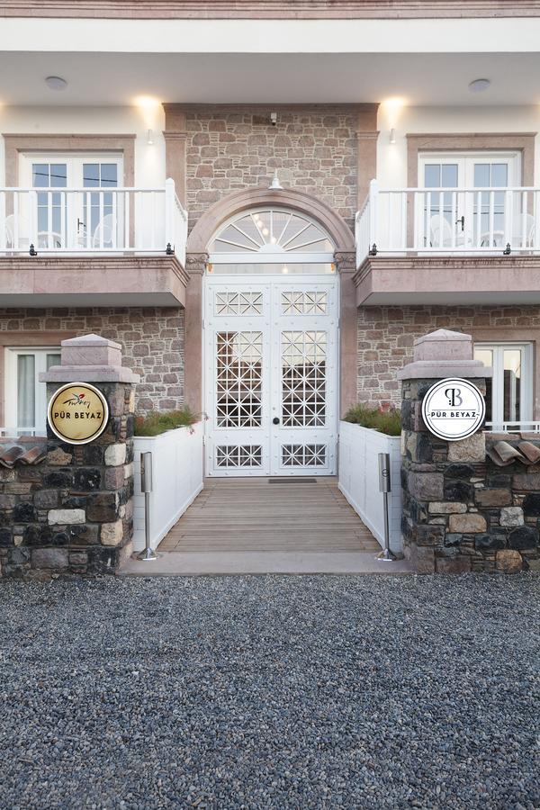 Cunda Pur Beyaz Hotel ภายนอก รูปภาพ