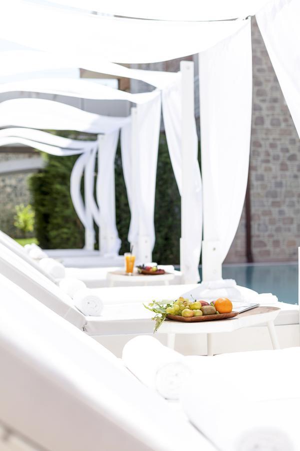 Cunda Pur Beyaz Hotel ภายนอก รูปภาพ