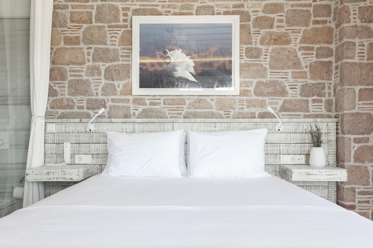 Cunda Pur Beyaz Hotel ภายนอก รูปภาพ