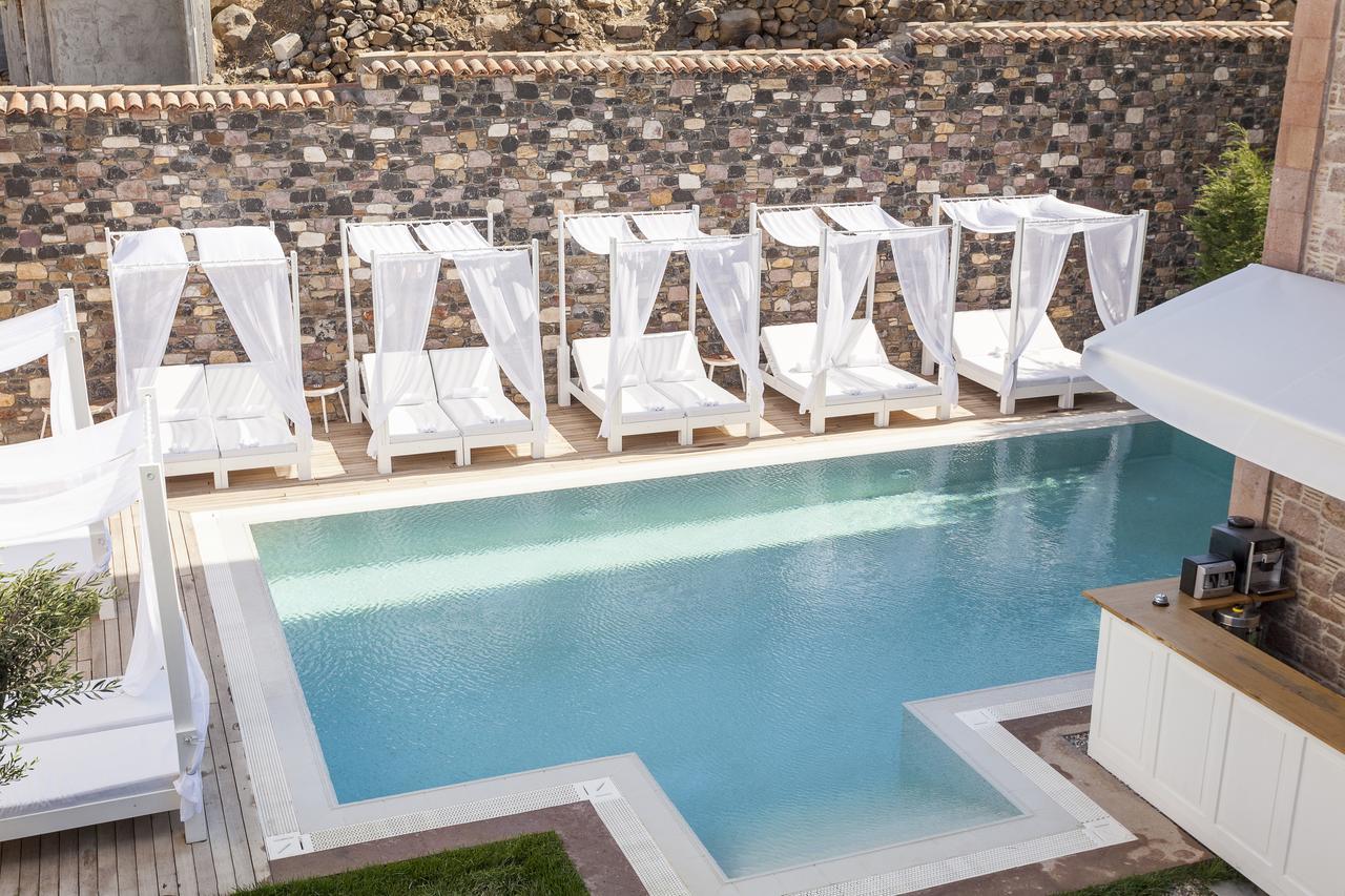 Cunda Pur Beyaz Hotel ภายนอก รูปภาพ